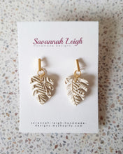 Load image into Gallery viewer, Mini Monstera Earrings- Taupe
