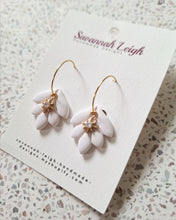 Load image into Gallery viewer, Ivy Hoop Earrings- White
