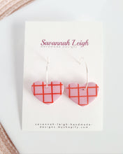 Load image into Gallery viewer, Ayla Heart Hoops- Pink &amp; Red
