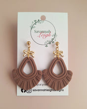 Load image into Gallery viewer, Tiana Earrings- Mocha
