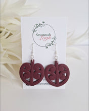 Load image into Gallery viewer, Mangopare Earrings- Burgundy
