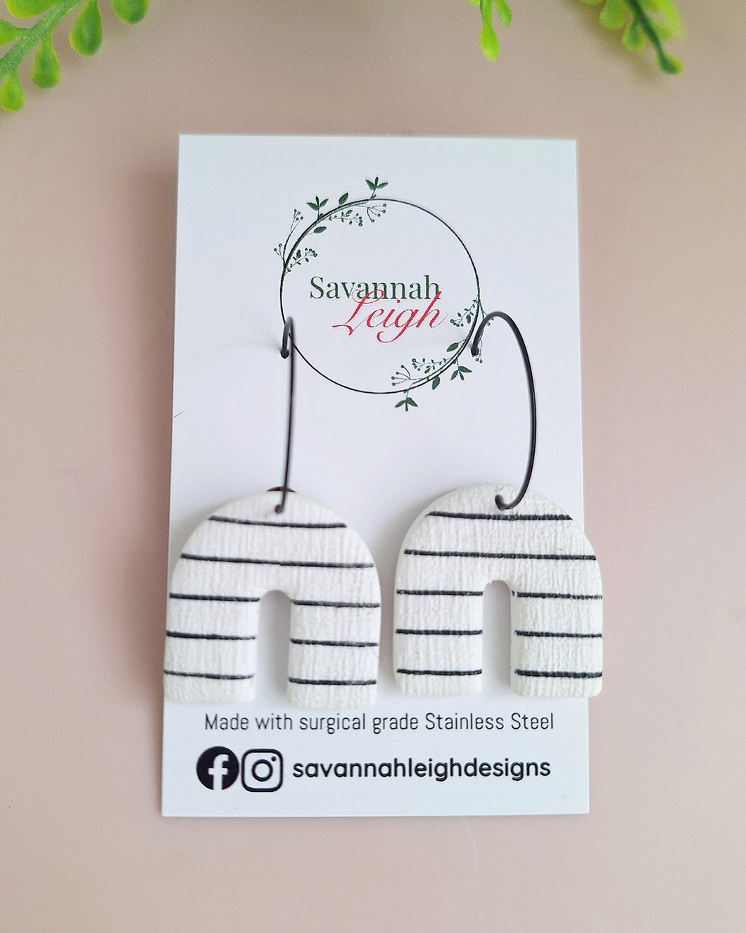 Anya Hoops- Black & White