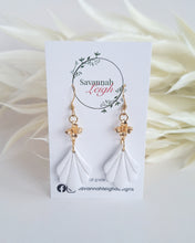 Load image into Gallery viewer, Brielle Earrings- White
