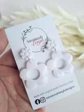 Load image into Gallery viewer, Marley Earrings- White
