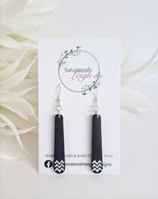 Load image into Gallery viewer, Kaokao Earrings- Black
