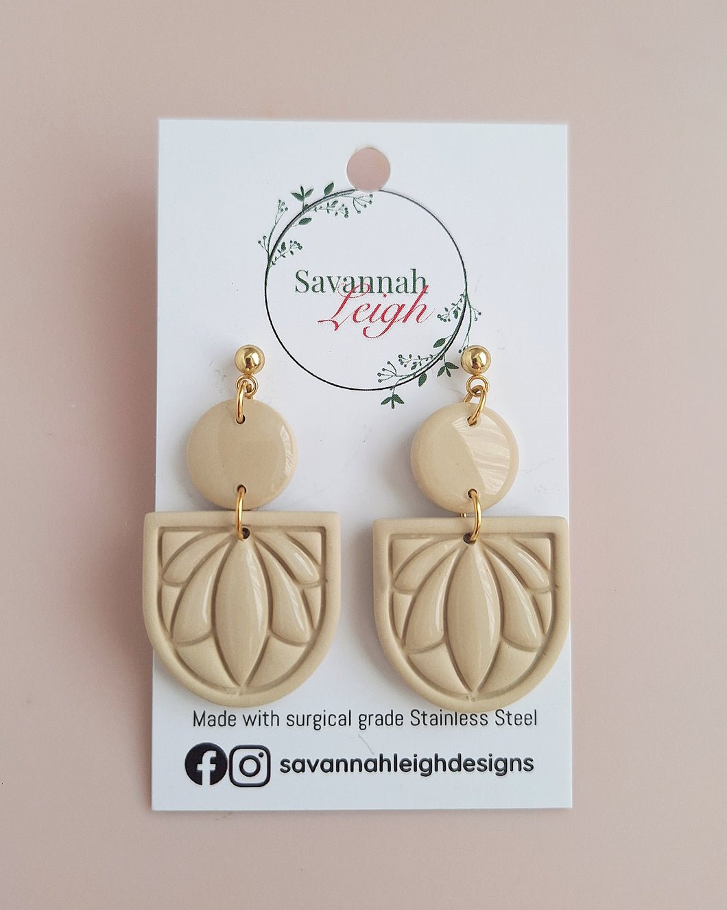 Lilly Earrings - Beige