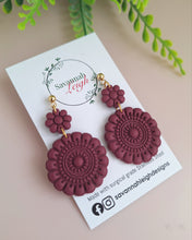 Load image into Gallery viewer, Soraya Earrings- Burgundy

