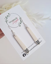 Load image into Gallery viewer, Kaokao Earrings- Ivory

