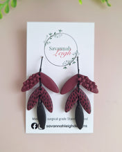 Load image into Gallery viewer, Ariel- Burgundy &amp; Black
