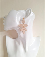 Load image into Gallery viewer, Serena Earrings- Beige
