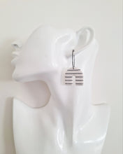 Load image into Gallery viewer, Anya Hoops- Black &amp; White
