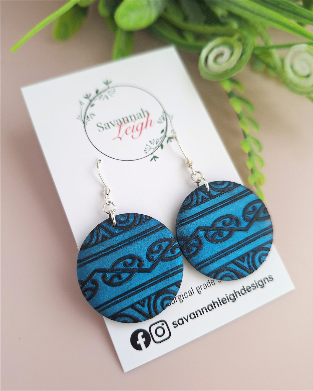 Hinemoana Earrings- Shimmery Blue & Black